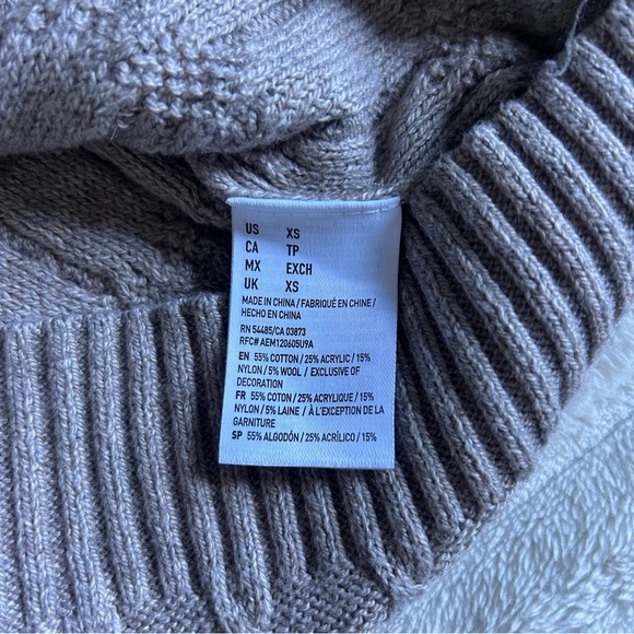 Vintage Y2K Womens XS American Eagle Taupe Cable Knit Fitted Sweater - Picture 6 of 7